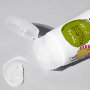 Nativechild_Kids - Milk n honey moisture creme close up